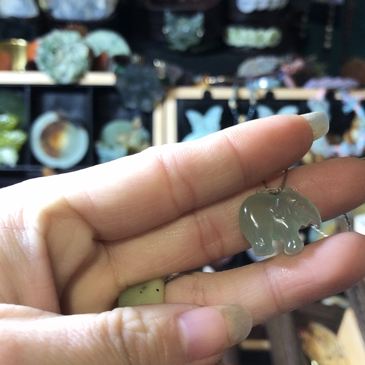 岫玉未镶嵌岫玉挂件