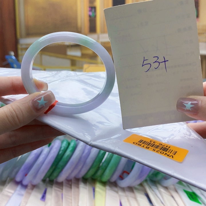 未镶嵌手镯翡翠hhj