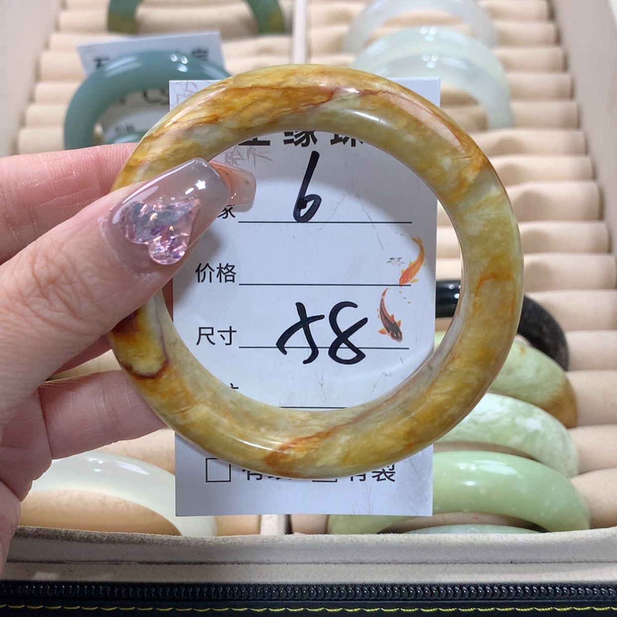 【闪购商品】未镶嵌蛇纹石玉手镯