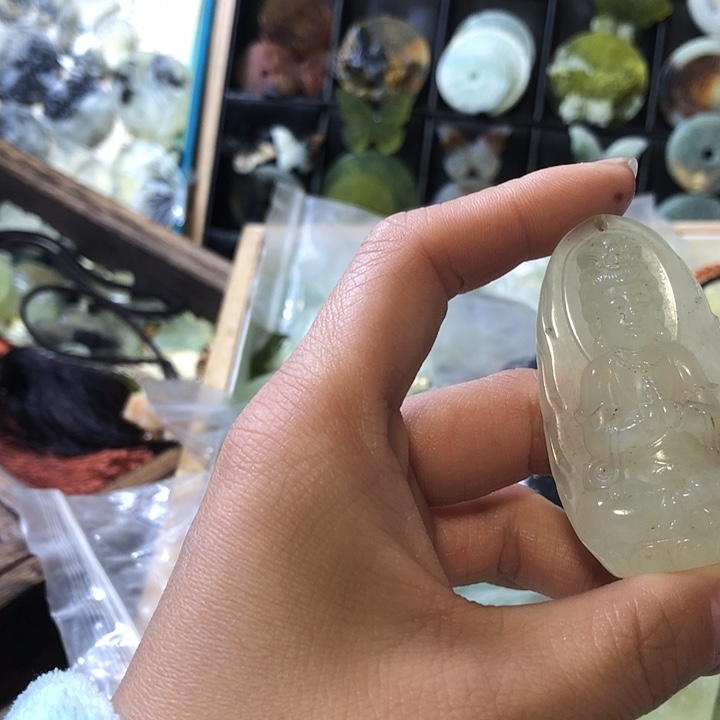 岫玉未镶嵌岫玉挂件