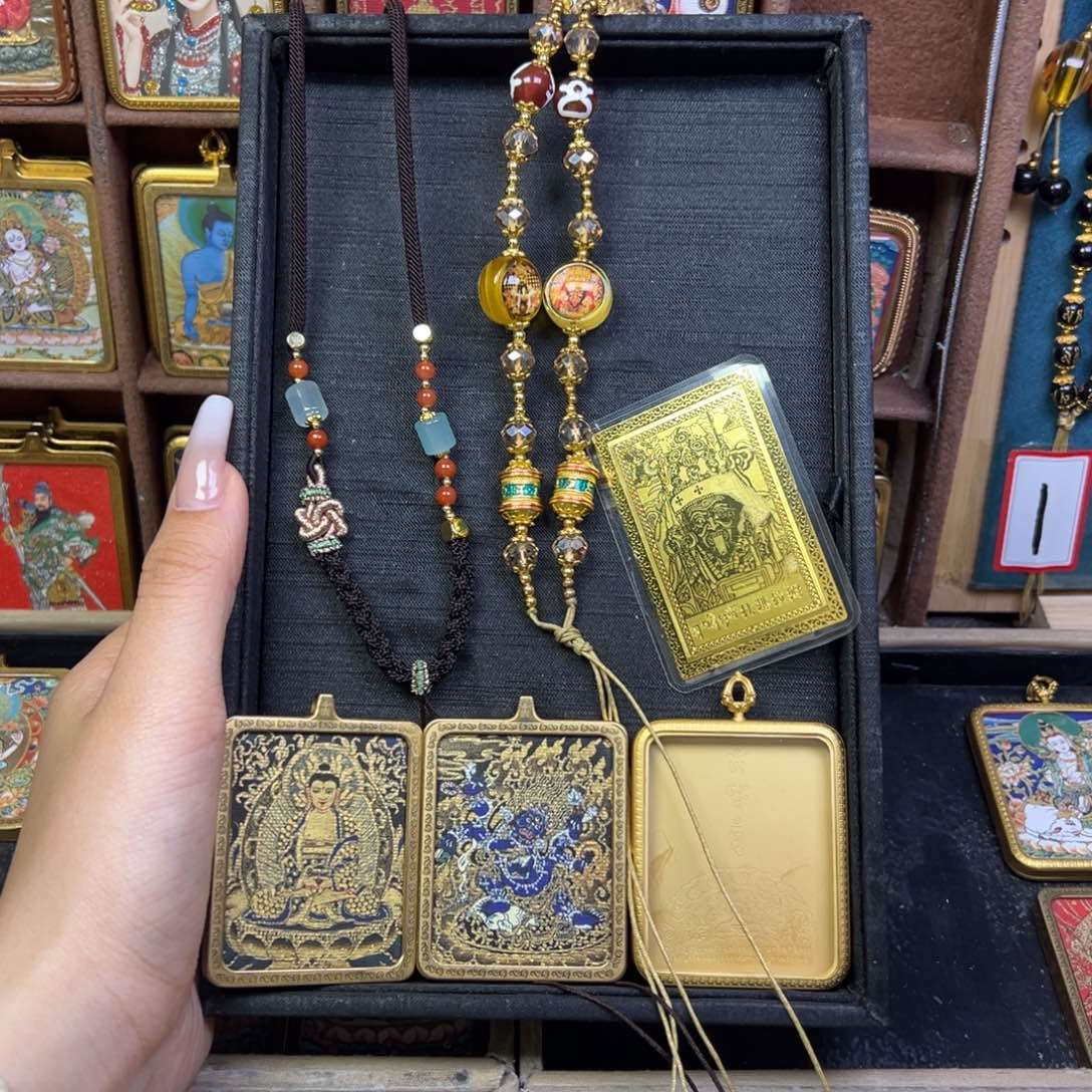 ****旺吊坠美丽的小镇和美丽的小