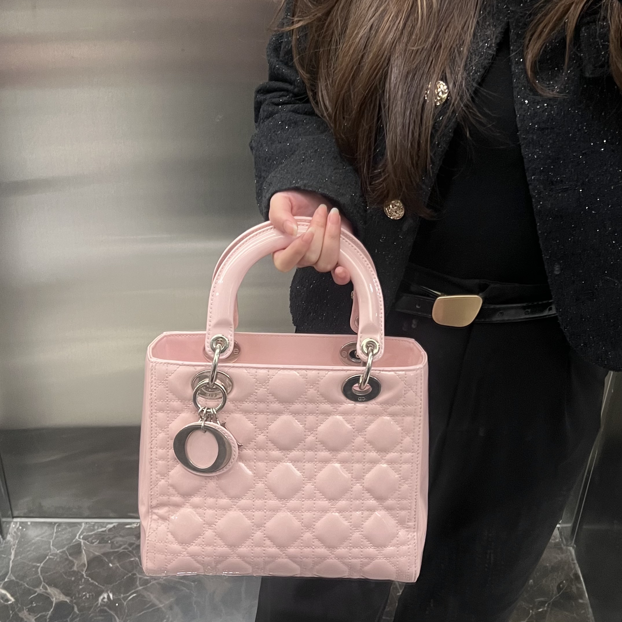 95新 DIOR/迪奥 dior樱花粉五格漆皮戴妃手提包