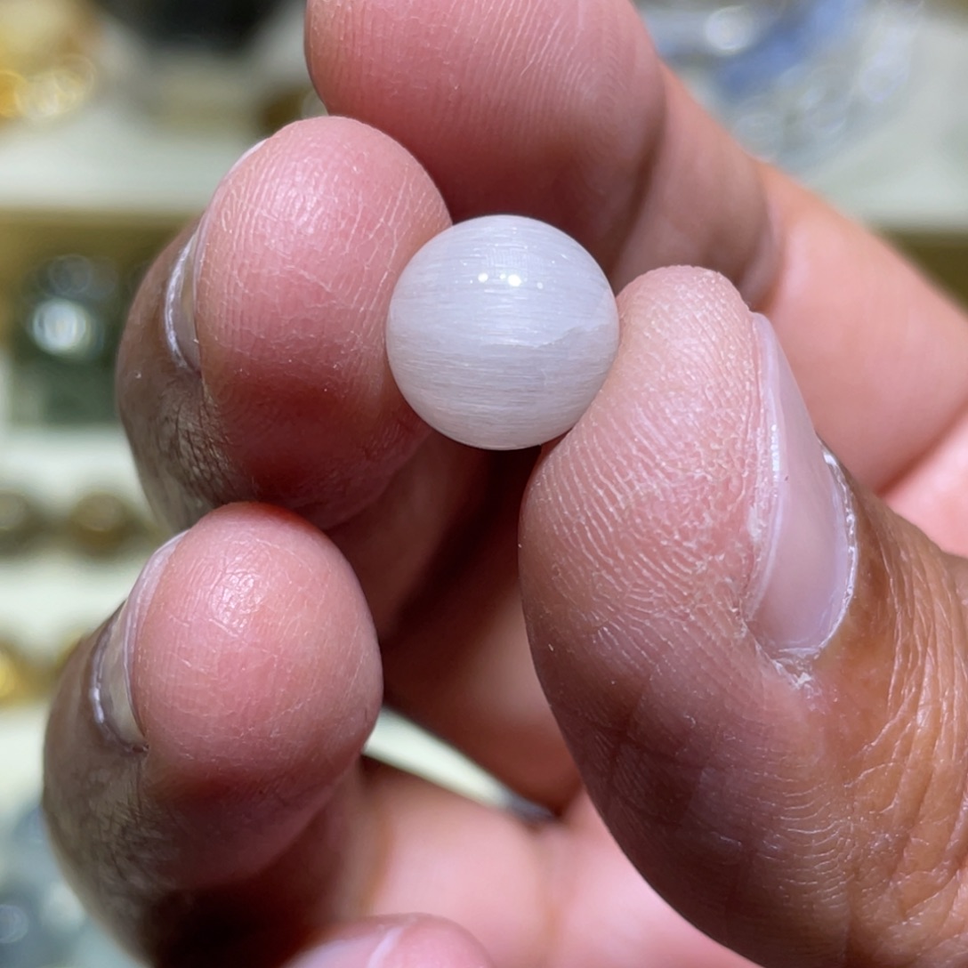 未镶嵌水晶珠宝半成品