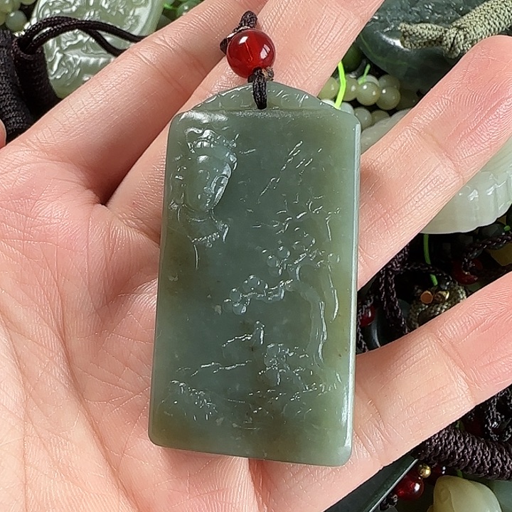 和田玉未镶嵌颈饰