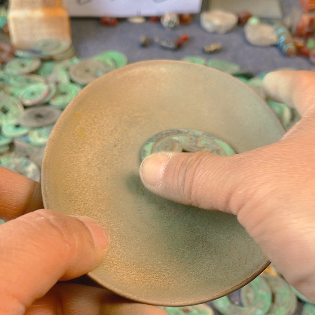 恍恍惚惚回家经济斤斤计较呢