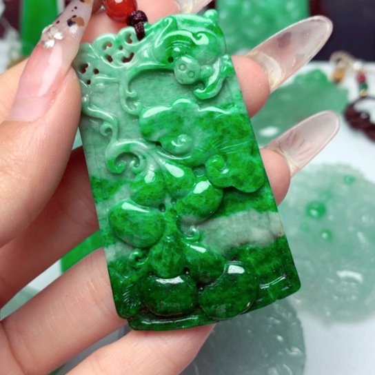 翡翠吊坠(不含链)未镶嵌
