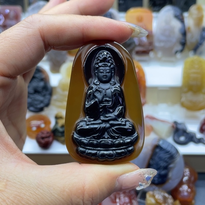 玛瑙/玉髓吊坠(赠链)未镶嵌小***?吊坠