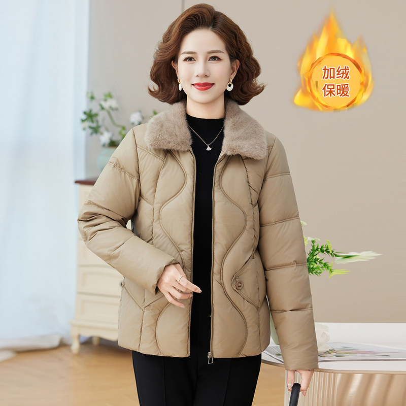 妈妈装秋冬洋气毛领保暖外套中老年女士加厚棉衣纯色棉袄