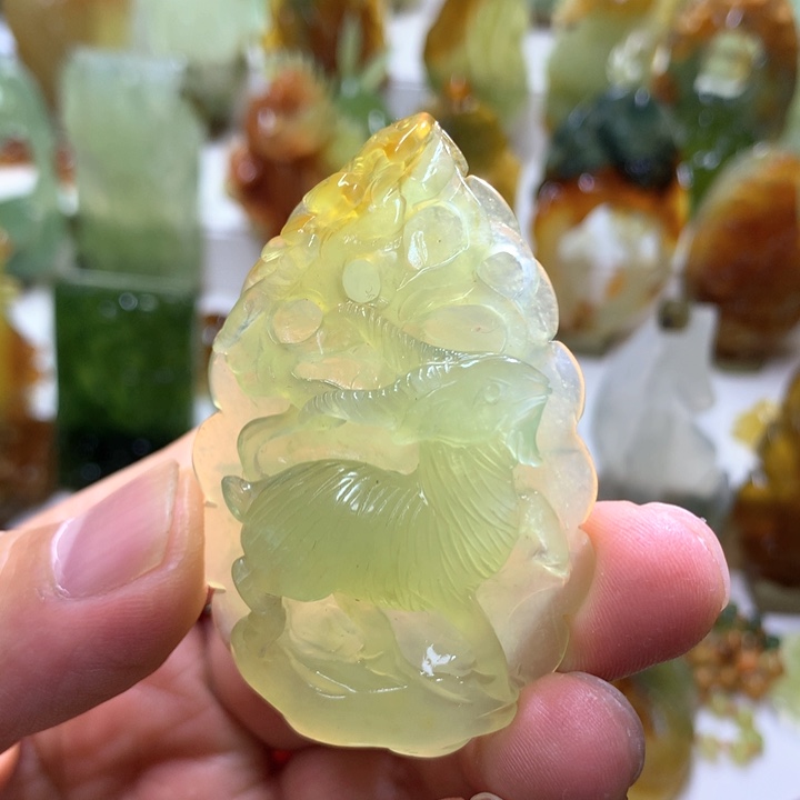 蛇纹石玉珠宝半成品未镶嵌