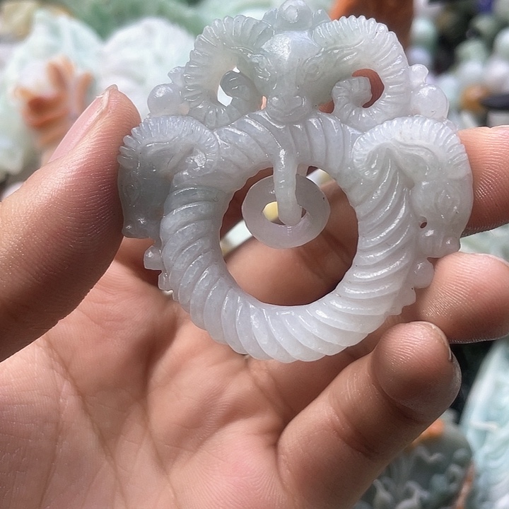 定制翡翠未镶嵌天然翡翠