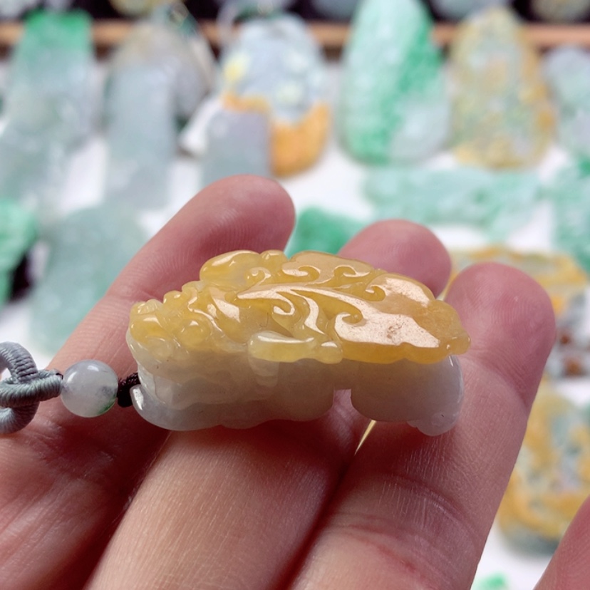 【闪购商品】翡翠吊坠(不含链)未镶嵌