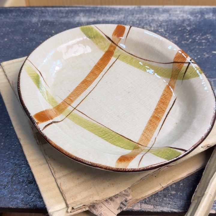 瓷片有纪念款……哈哈哈哈哈哈