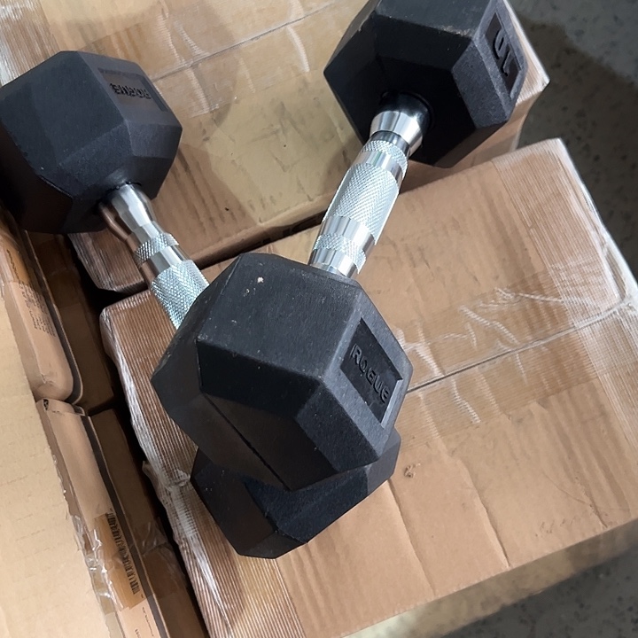 全新六角实心铁哑铃4.5公斤一对