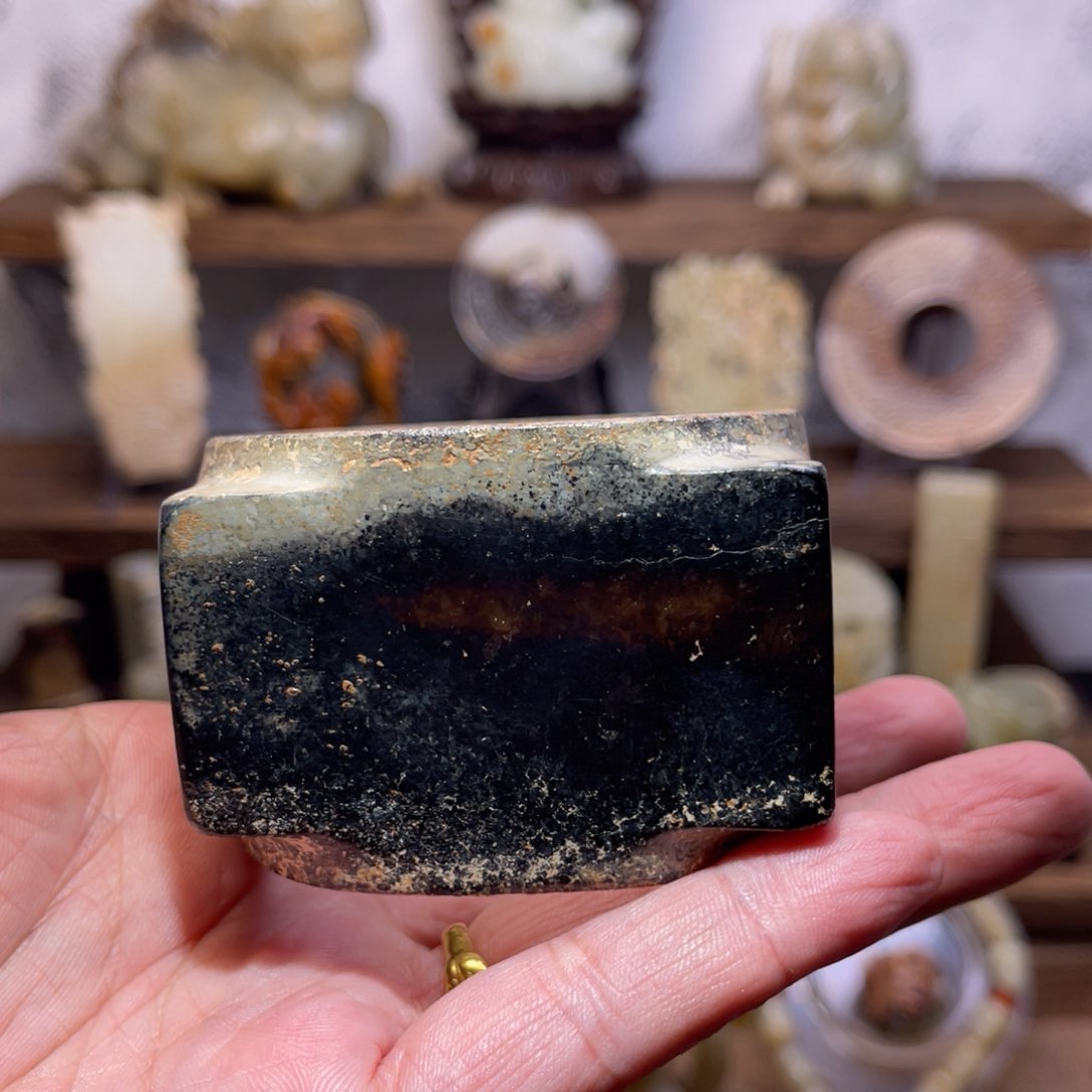 和田玉把件未镶嵌玉**成