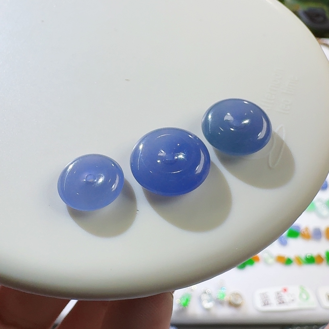 翡翠未镶嵌颈饰力推一套浓紫