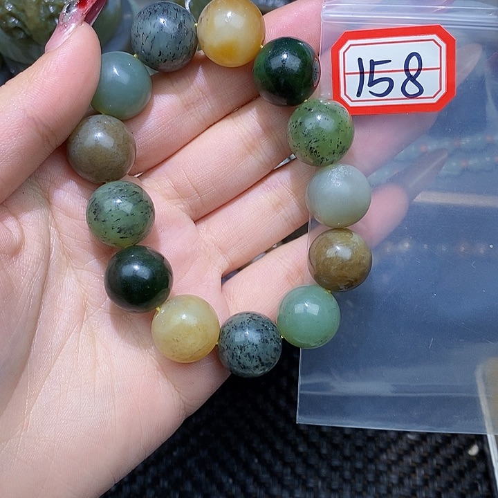 和田玉和田玉边角料随机发未镶嵌