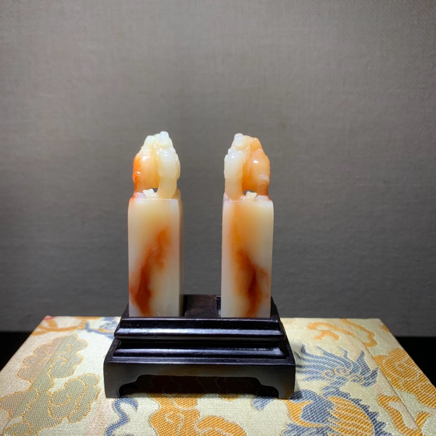 高品质老矿结晶寿山芙蓉石·太平有象对章