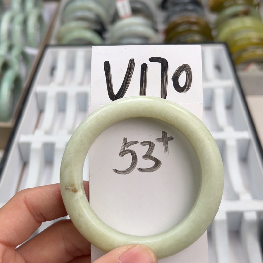 岫玉手镯未镶嵌天然岫玉微瑕