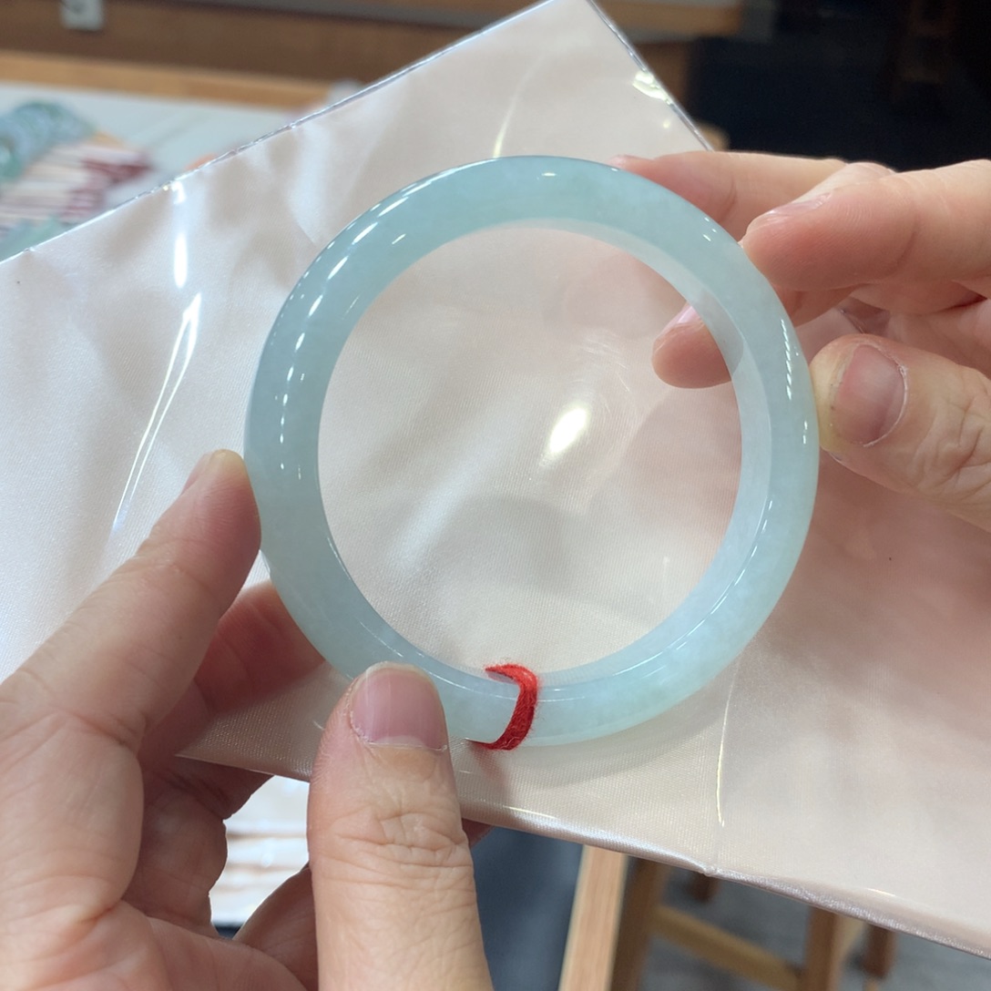 翡翠未镶嵌手镯翡翠