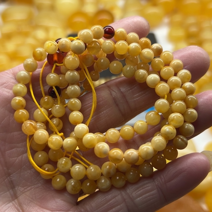 琥珀（矿物珀）未镶嵌裸石