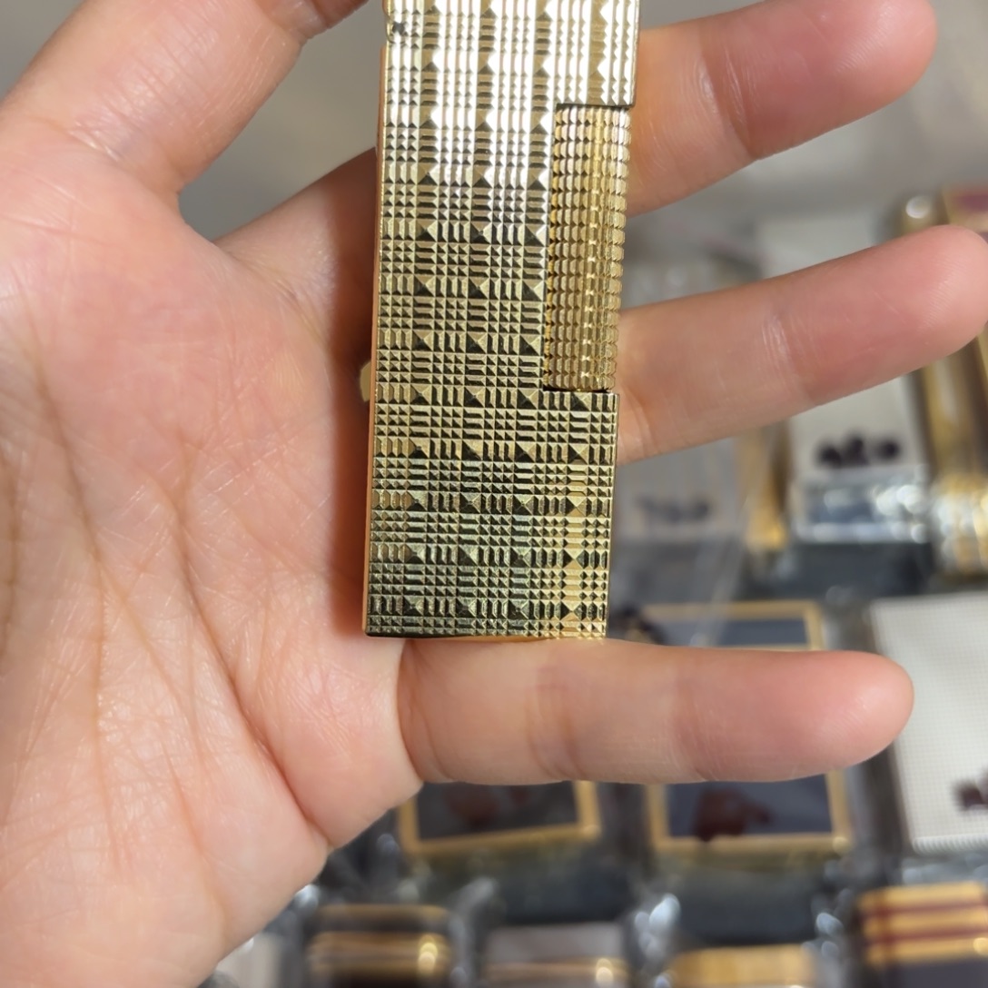 都登卡中古打火机