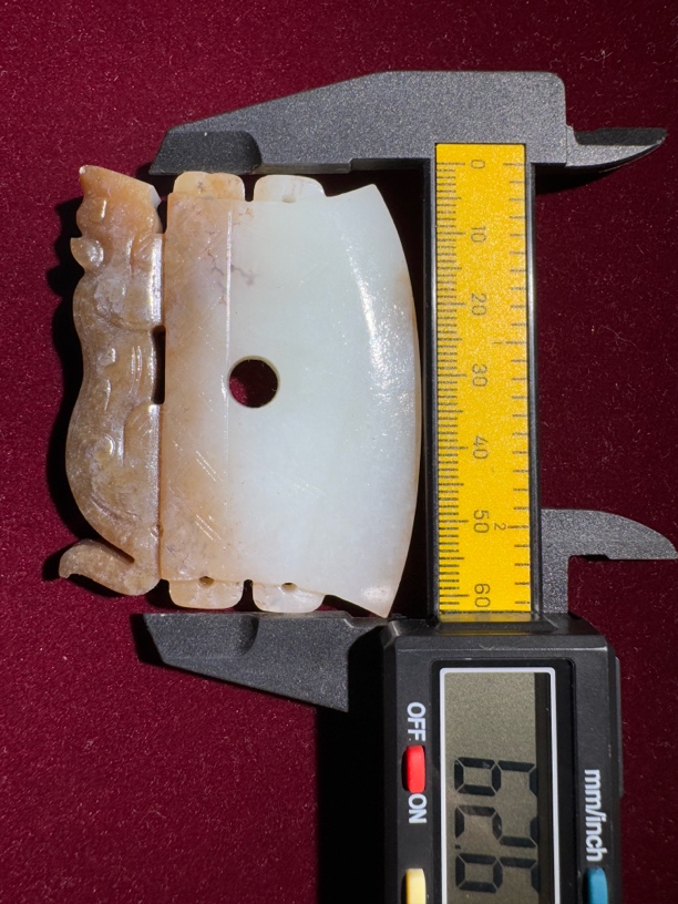 和田玉糖白玉府上有龙