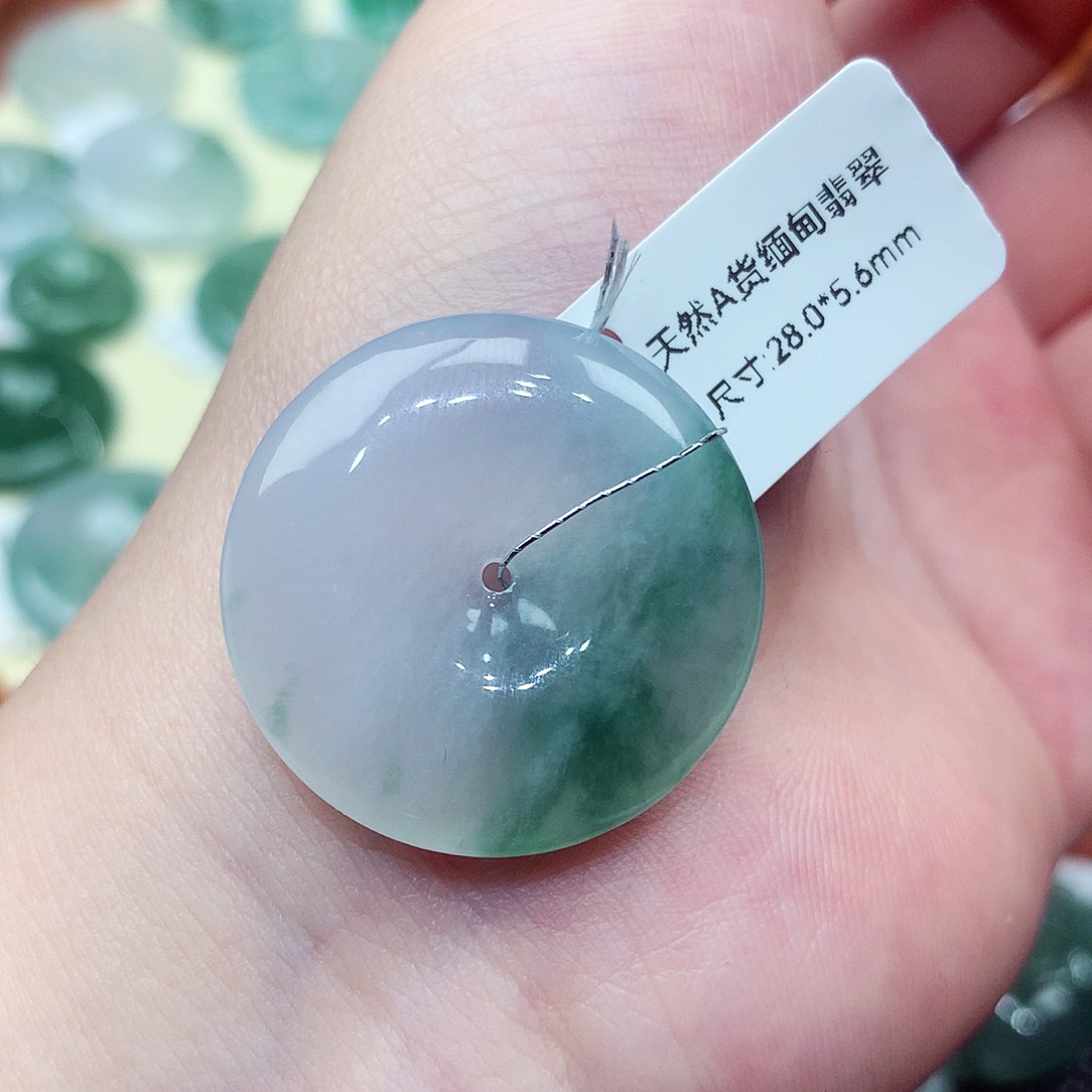 翡翠未镶嵌颈饰平安扣22