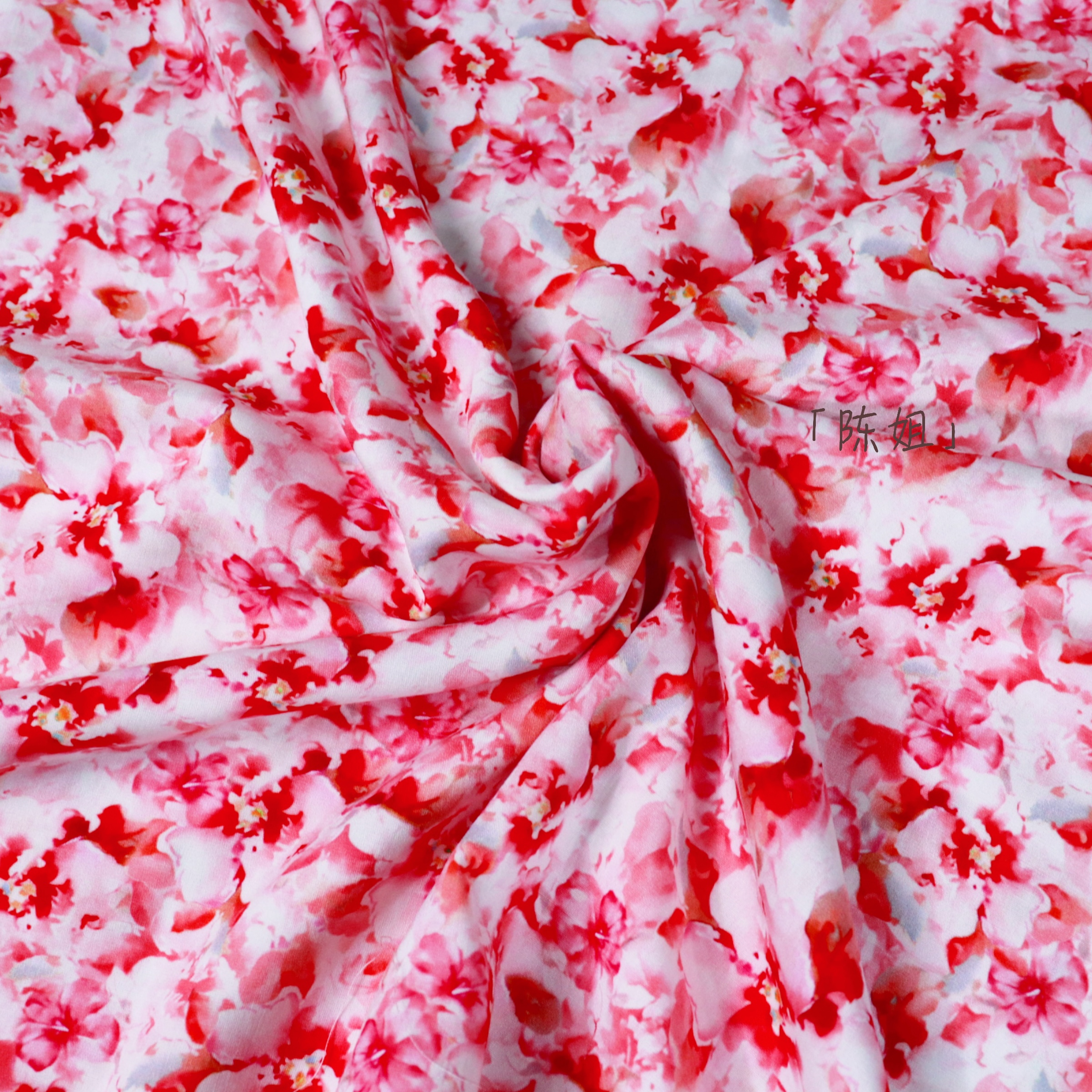 【2022两米包邮】爆款人造棉香云锻数码印花棉绸面料（非七天无理由）