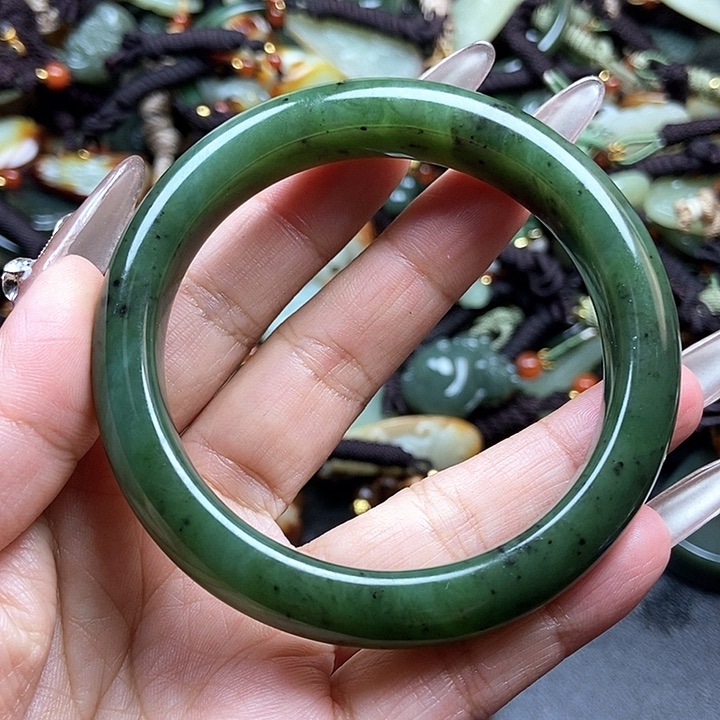 和田玉颈饰未镶嵌57