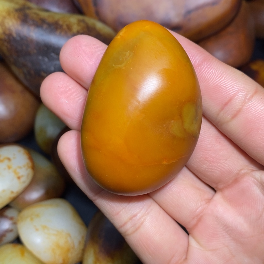 和田玉未镶嵌珠宝奇石