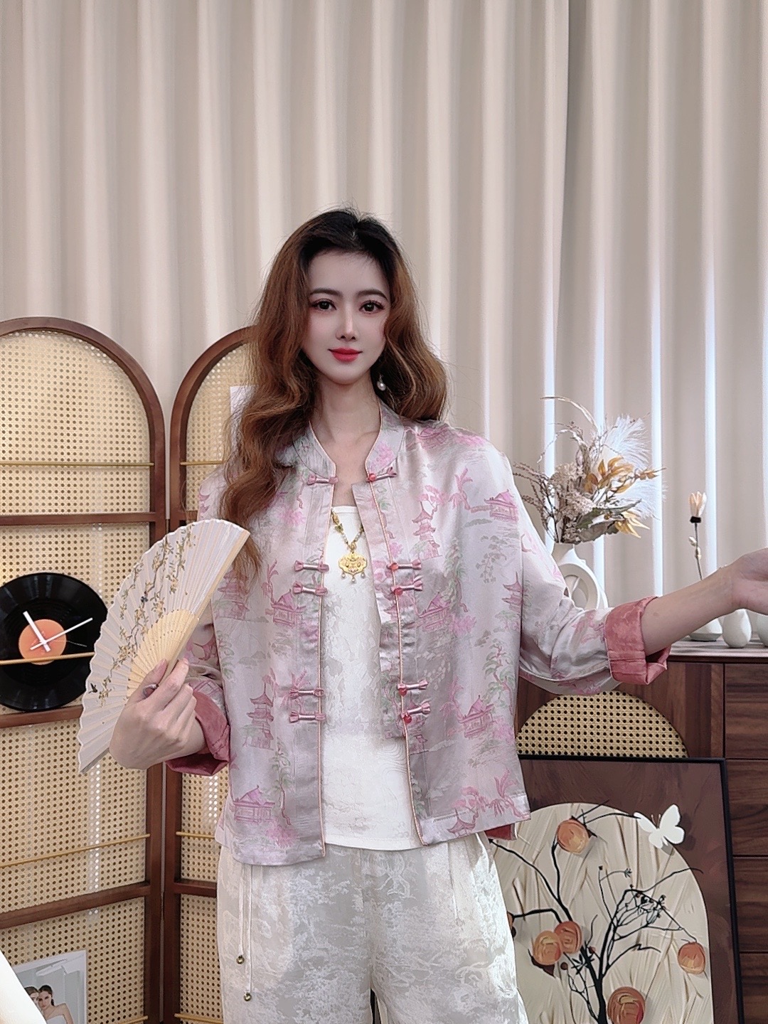 《清音阁》新款老料气质百搭上衣外套女