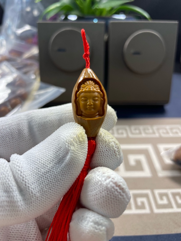 福利 1 浮雕观音 尺寸1.7*3.3