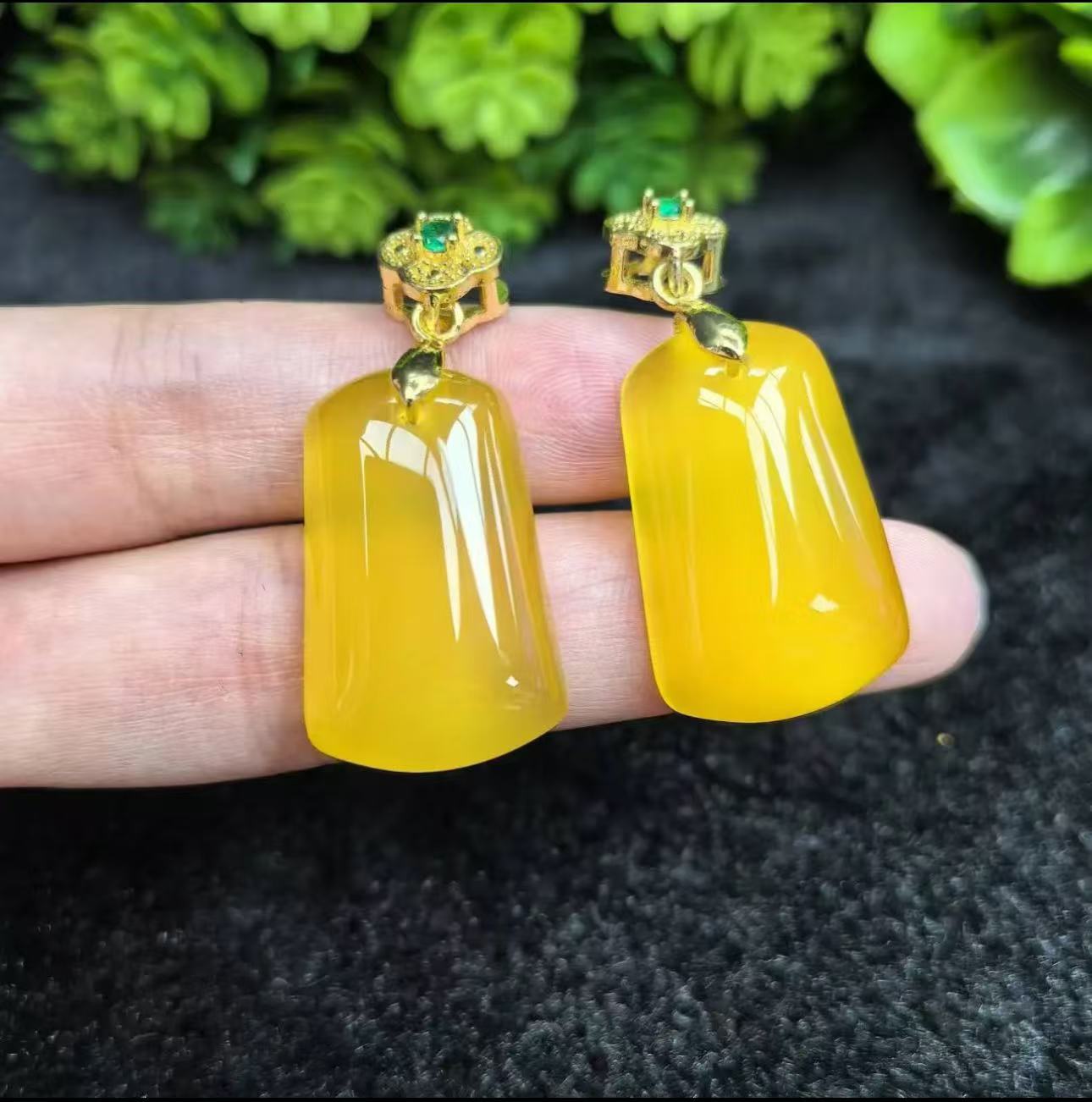 ST7099【任会长珠宝】田黄玛瑙玉无事牌吊坠-配绳子-多样性只发一件