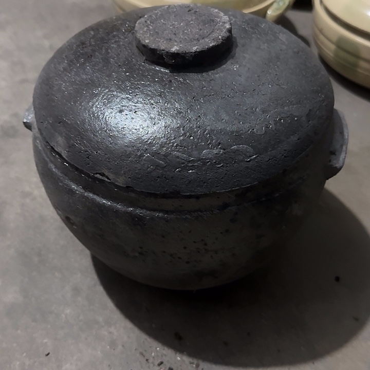 瓷片陶瓷盘子碗啥都有