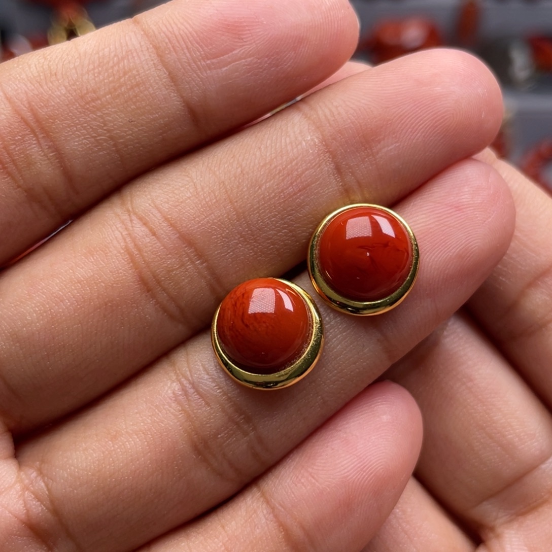 南红玛瑙银S925镶嵌珠宝奇石耳钉9.8mm