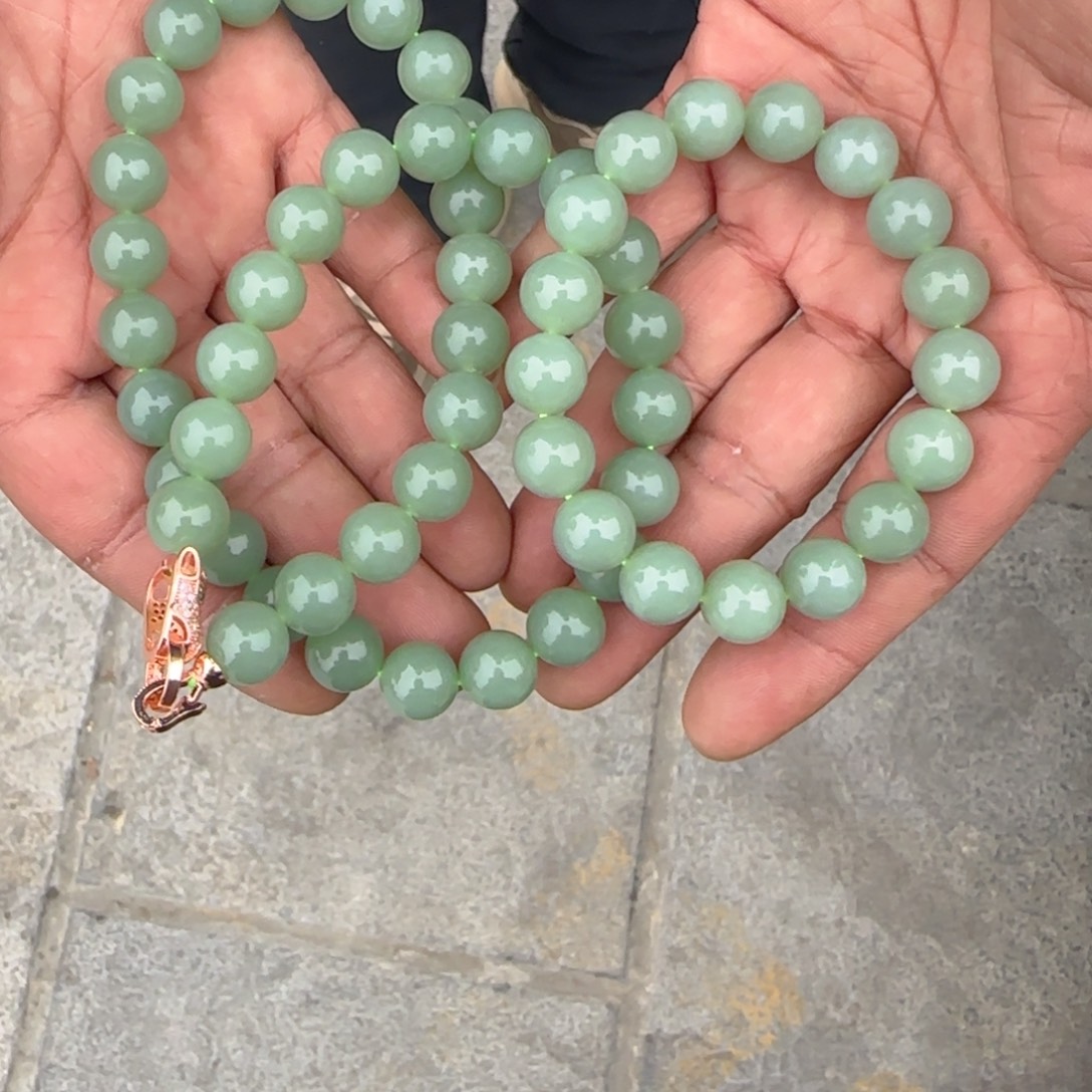 和田玉未镶嵌颈饰卡十二