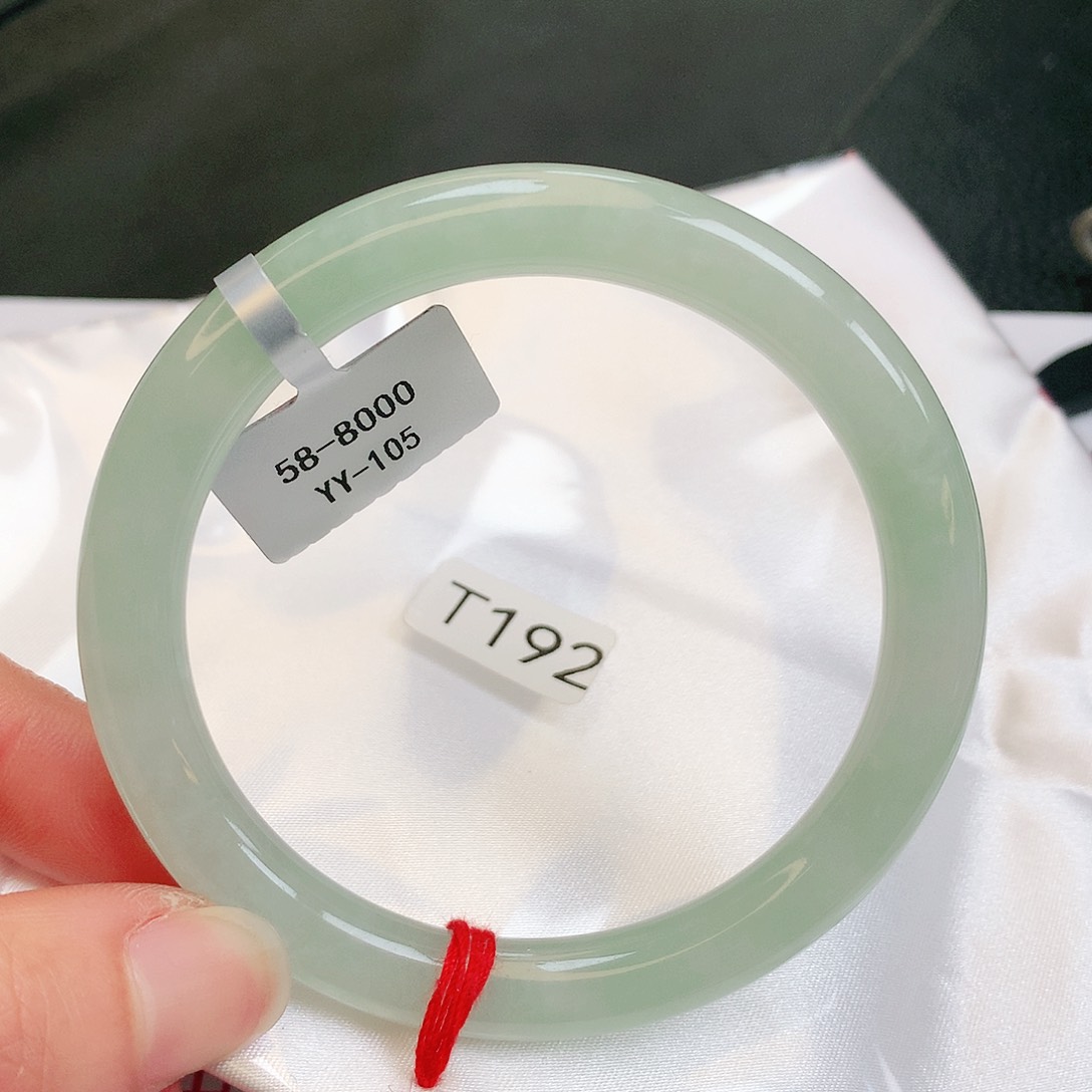 【闪购商品】翡翠手镯未镶嵌缅甸天然a货翡翠