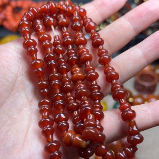 玛瑙/玉髓颈饰未镶嵌