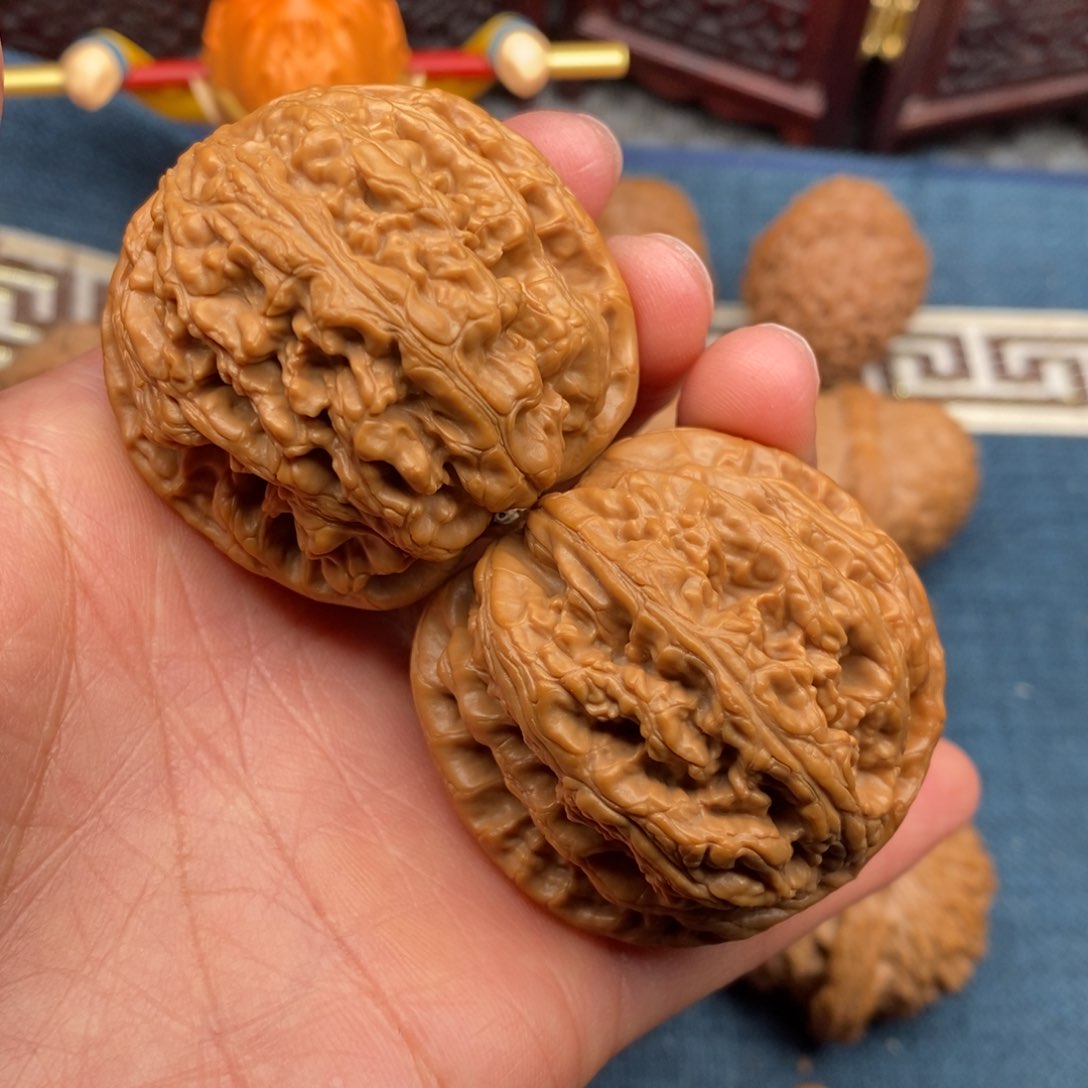 文玩核桃把件44球筋