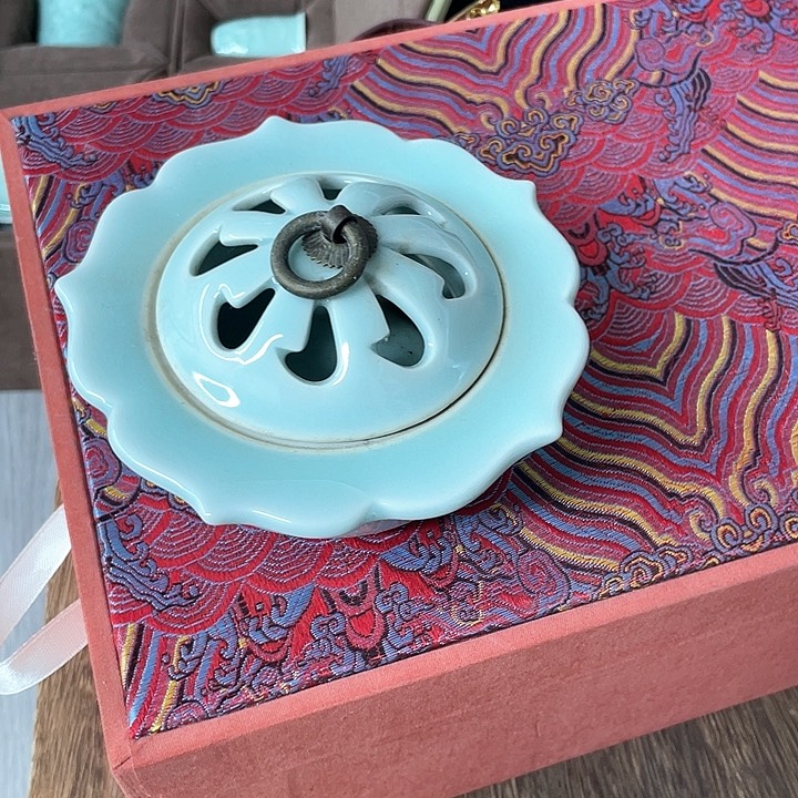 微瑕特价青瓷青瓷