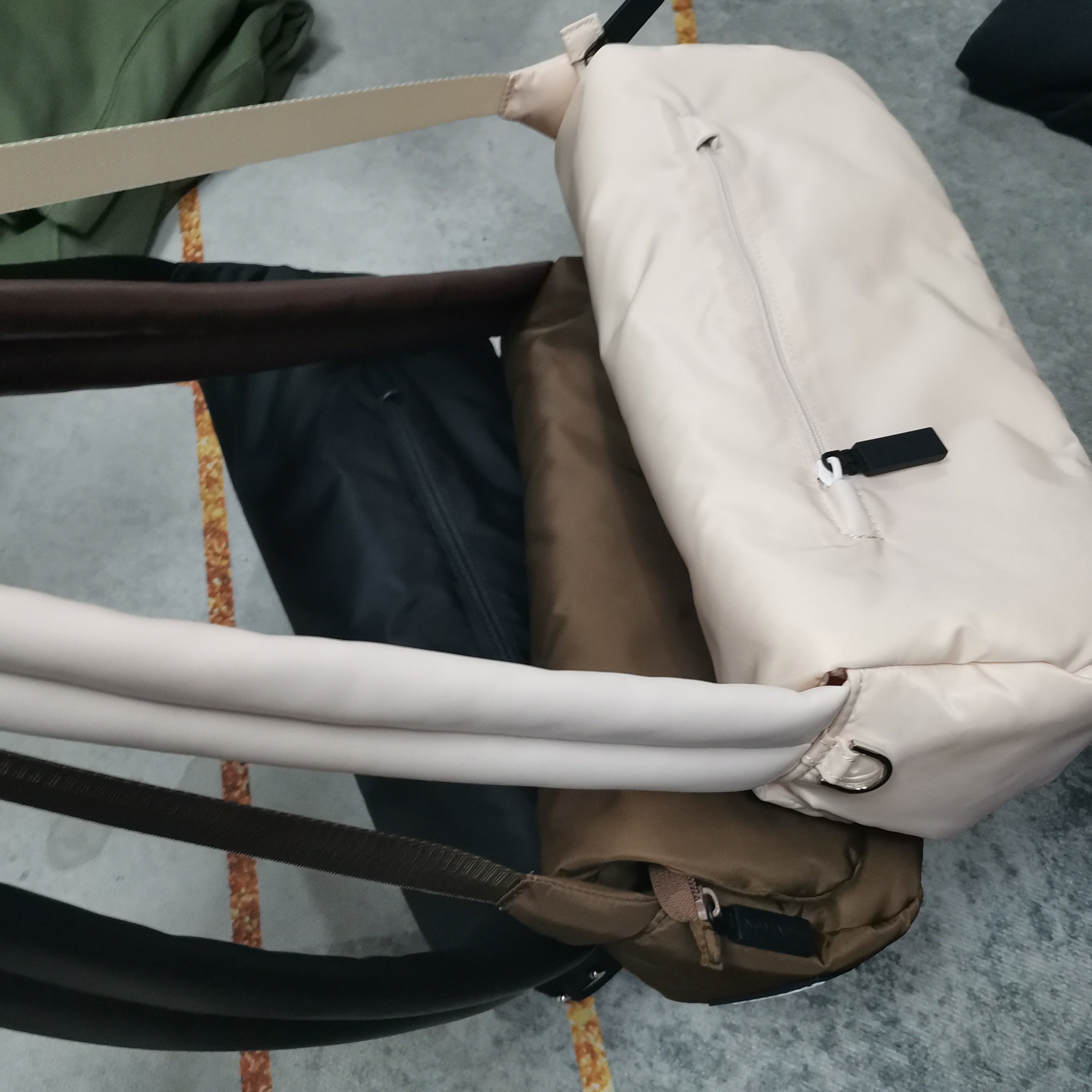 创意包包斜挎单肩手提时尚