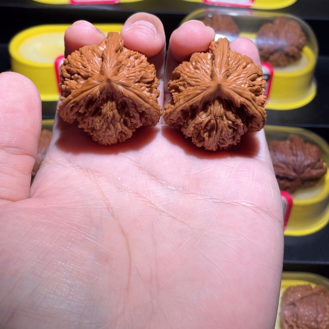 吊坠文玩核桃麦虎奔