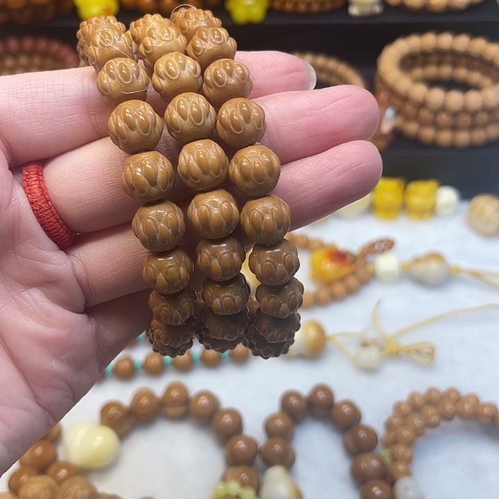 猴头核桃雕刻微瑕吞噬