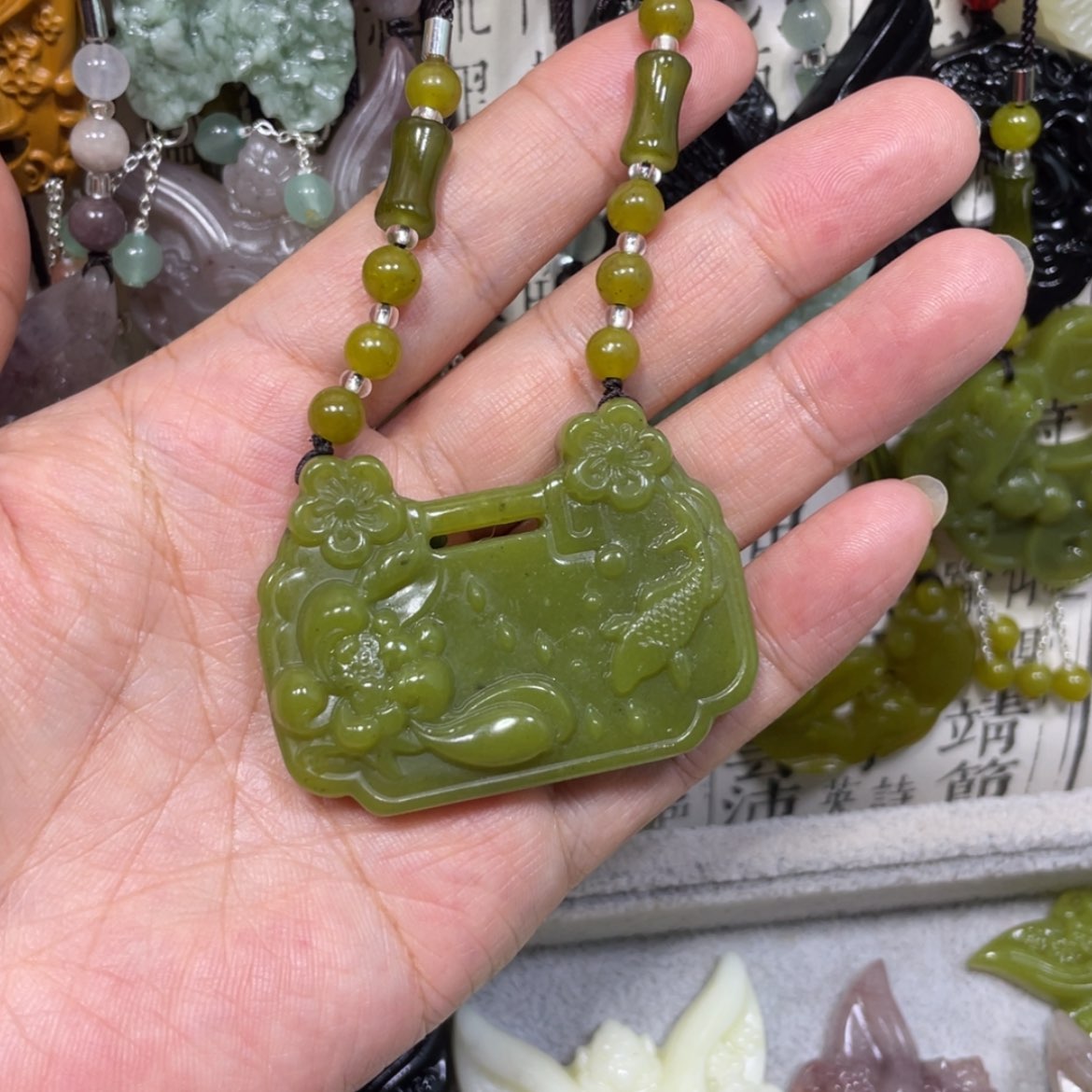 【闪购商品】岫玉颈饰未镶嵌71吊坠