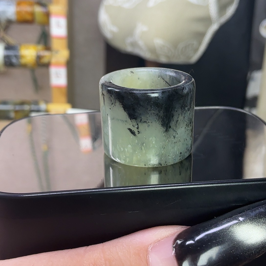 蛇纹石玉未镶嵌戒指17.9