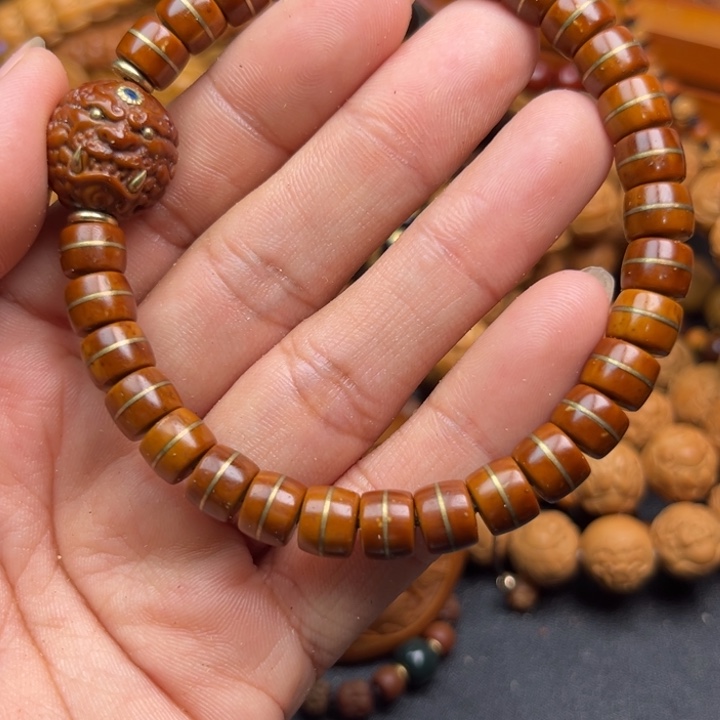 吊坠猴头核桃橄榄