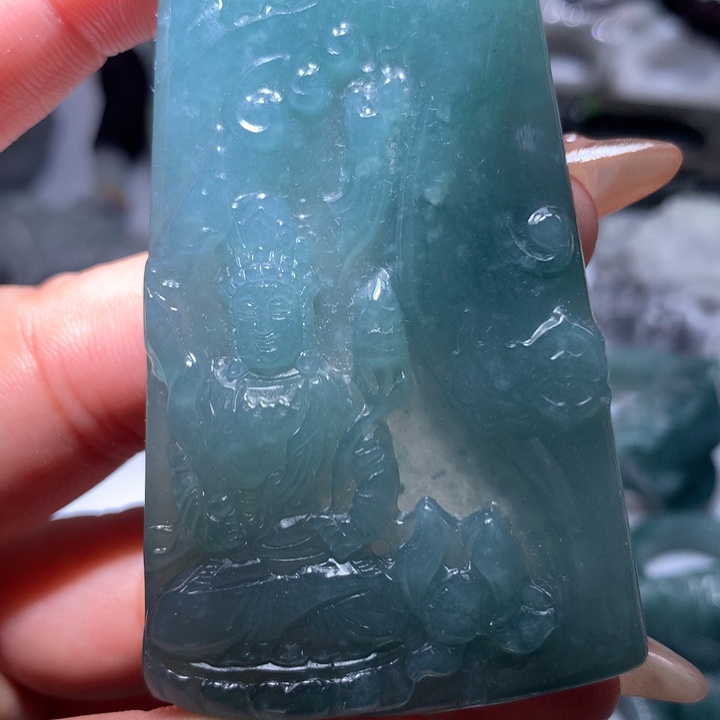 翡翠未镶嵌颈饰保真天然A货翡翠