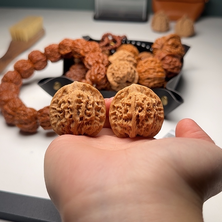 38-36-38全品三角大帽檐一代天地B23号