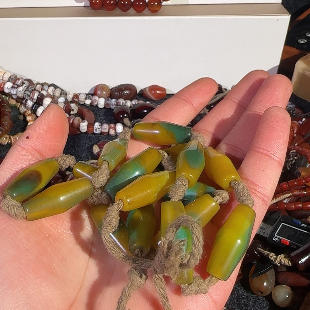 廖***5玛瑙/玉髓未镶嵌颈饰