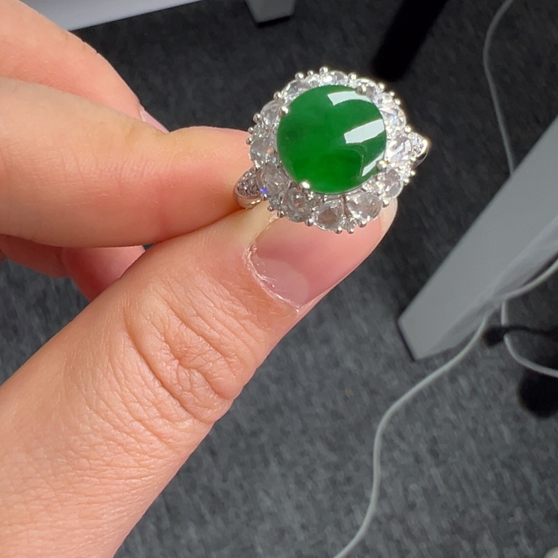 翡翠戒指18K金镶嵌翡翠戒指18K